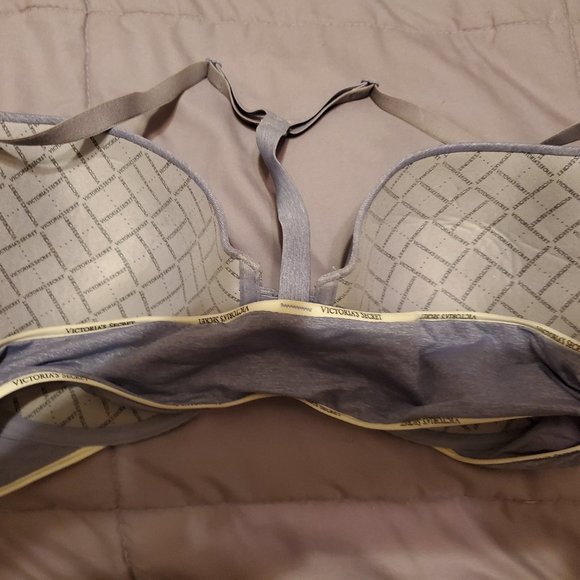 Victoria Secret 36D Steel Grey Bra - Picture 2 of 3